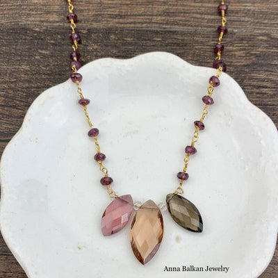 MARQUEE KATIE COLORFUL GEM NECKLACE - Anna Balkan 