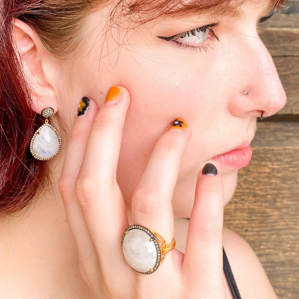 Pave Diamonds Are My Favorite Things