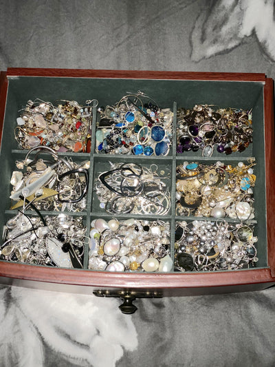 HOW TO SPRING CLEAN YOUR JEWELRY BOX AND HAVE FUN!
